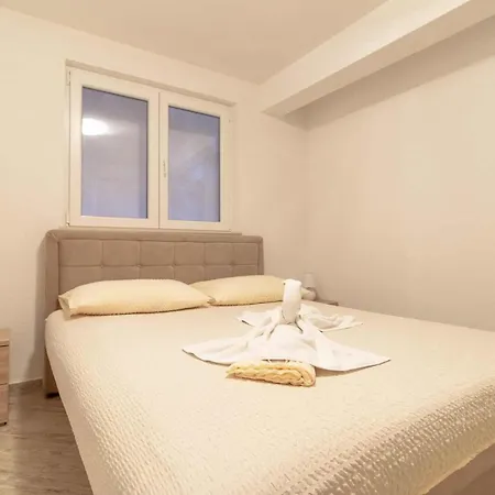 Raguz Sa Privatnom Plazom I Garazom 3*