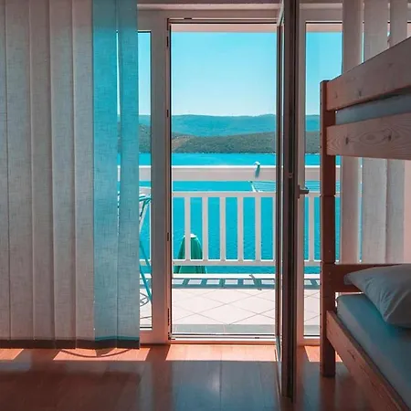 Raguz Sa Privatnom Plazom I Garazom Pensjonat Neum
