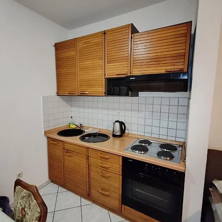 Penzion Raguz Sa Privatnom Plazom I Garazom