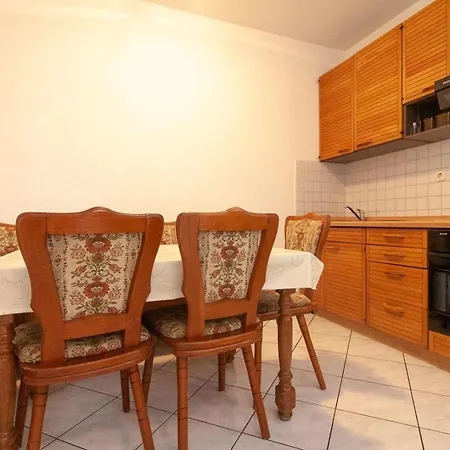 Raguz Sa Privatnom Plazom I Garazom Pensjonat Neum