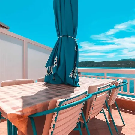 Raguz Sa Privatnom Plazom I Garazom 3* Neum
