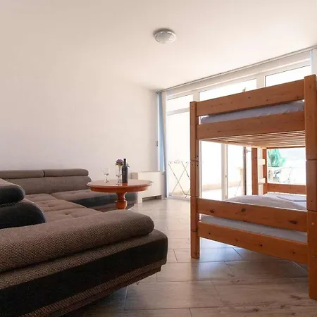 Raguz Sa Privatnom Plazom I Garazom بيت ضيافة