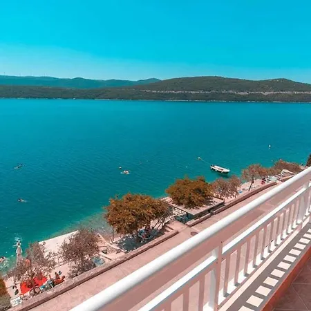 Raguz Sa Privatnom Plazom I Garazom 3* Neum