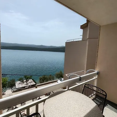 Raguz Sa Privatnom Plazom I Garazom Penzion Neum