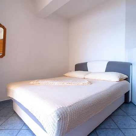 Raguz Sa Privatnom Plazom I Garazom 3*