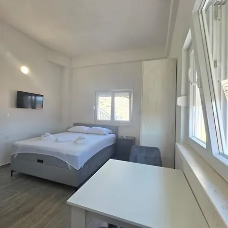 Raguz Sa Privatnom Plazom I Garazom Maison d'hôtes