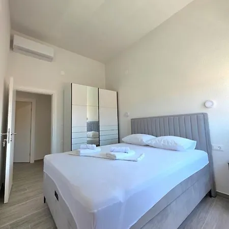 Penzion Raguz Sa Privatnom Plazom I Garazom 3*