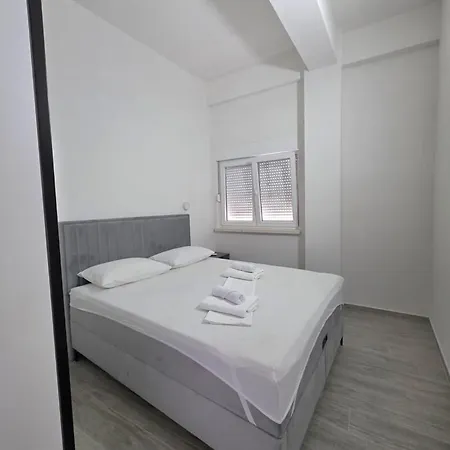 Penzion Raguz Sa Privatnom Plazom I Garazom Neum