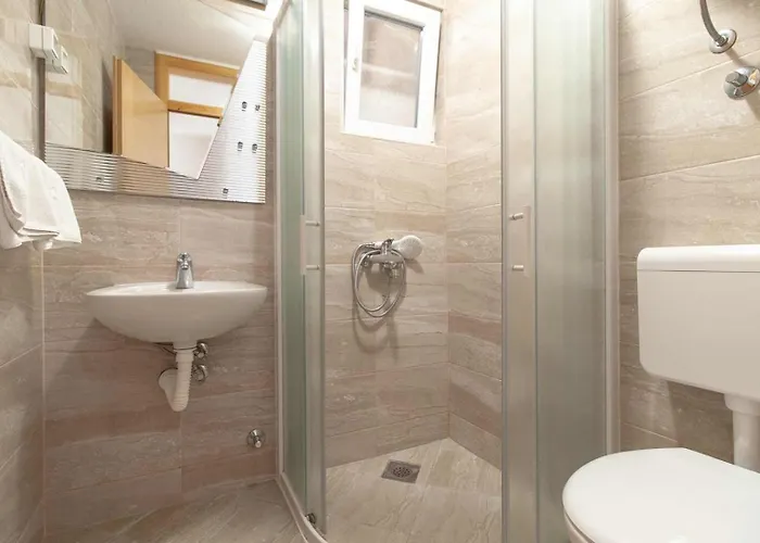 Raguz Sa Privatnom Plazom I Garazom 3* Neum