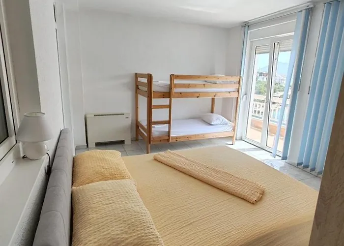 Raguz Sa Privatnom Plazom I Garazom 3* Neum