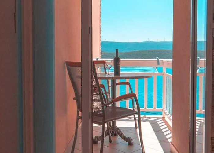 Raguz Sa Privatnom Plazom I Garazom Guest house 3*